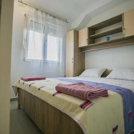 Apartment With A Parking Space - 13025